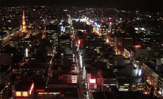 Panorámico de Sapporo de noche
