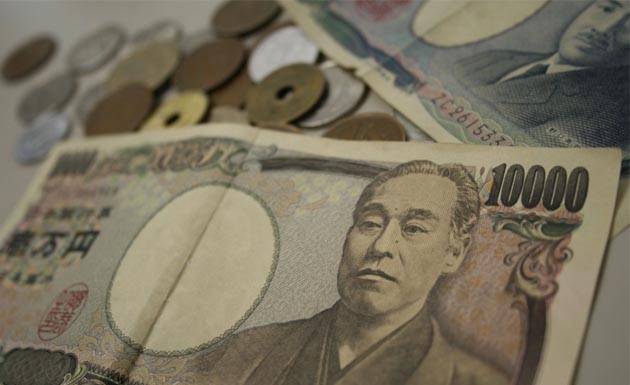 monedas y billetes japoneses