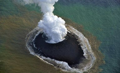 erupción volcánica nishinoshima 2