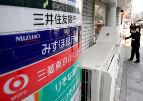 Automatización obliga a bancos japoneses a reducir personal